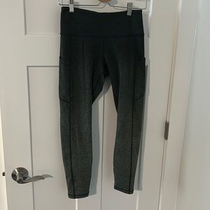 Gradient gray capris